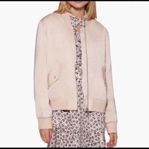 Aveo les filled bomber